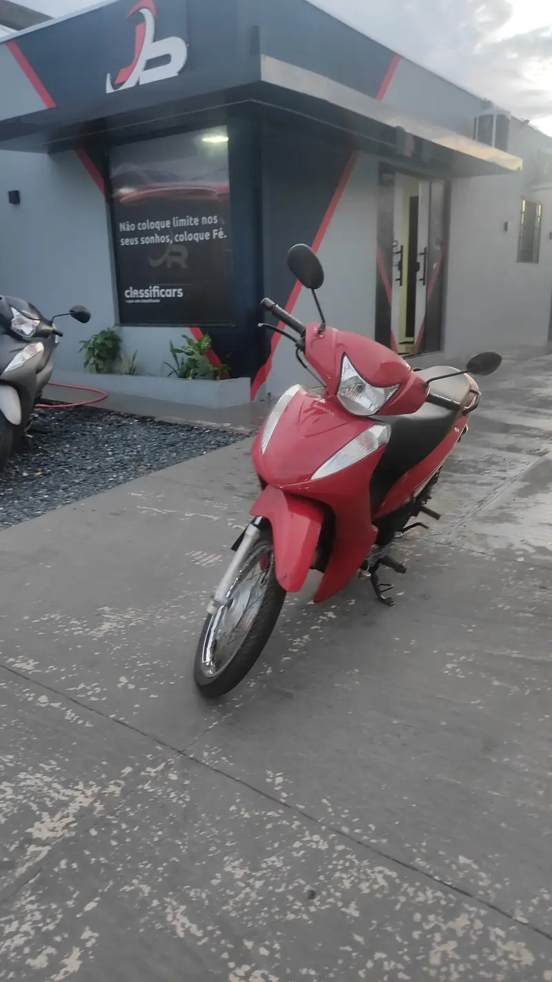 Honda ES