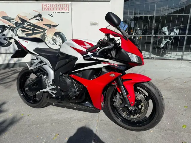 Carro Honda CBR 600 2008 RR