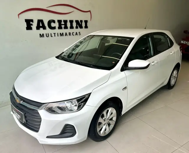 Carro Chevrolet Onix Plus 2021 1.0 LT (Flex)