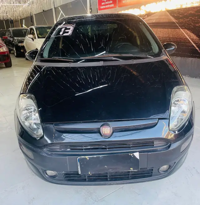 Carro Fiat Punto 2013 Attractive 1.4 (Flex)