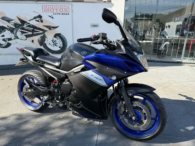 Carro Yamaha XJ6 N 2015 XJ6 N SP