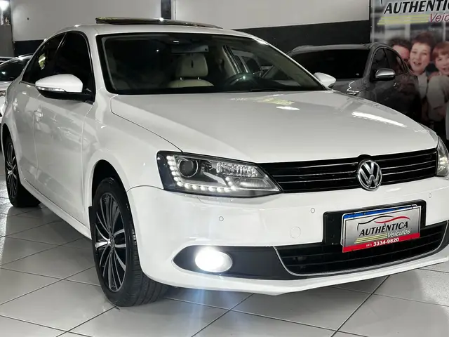 Carro Volkswagen Jetta 2014 2.0 TSI Highline DSG