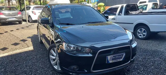 Carro Mitsubishi Lancer 2013 2.0 16V