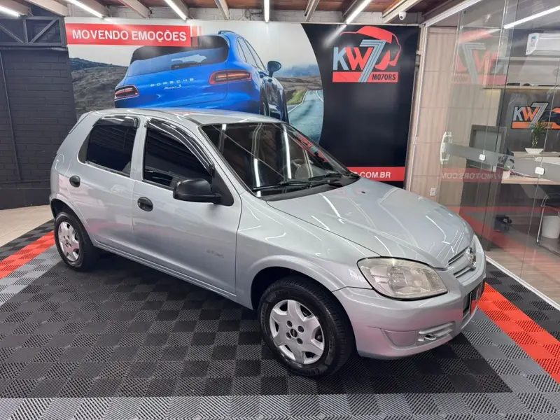 Chevrolet Spirit 1.0 VHCE (Flex) 4p