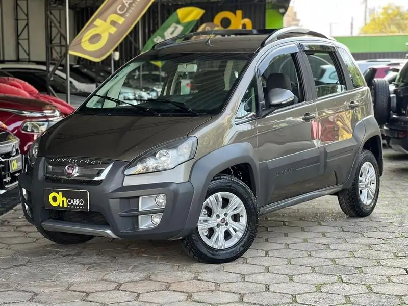 Fiat Idea Adventure 1.8 16V Dualogic (Flex)