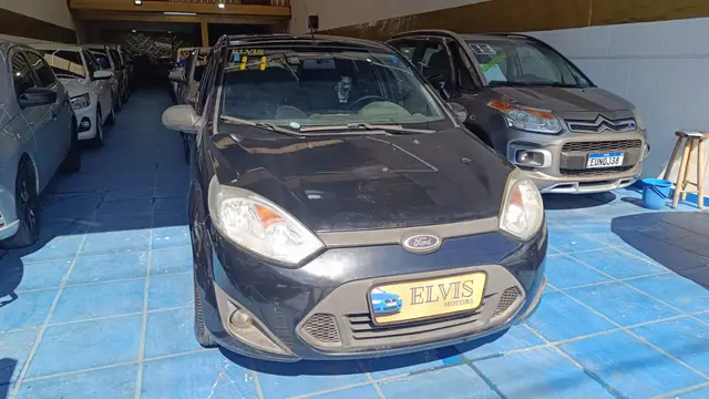 Carro Ford Fiesta Hatch 2011 1.0 (Flex)
