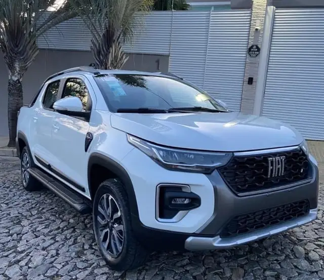 Carro Fiat Strada 2025 Ranch 1.0 Turbo