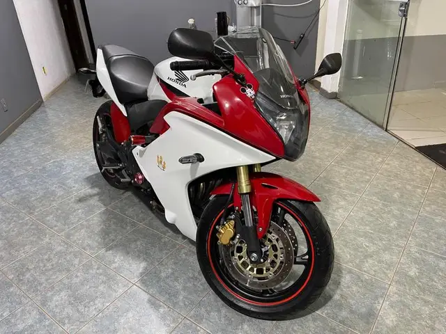 Carro Honda CBR 600 2012 Cbr 600 F