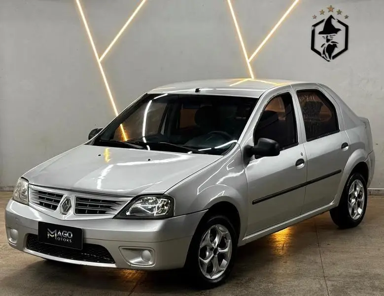 Renault Logan Expression 1.6 8V Hi-Torque (flex)