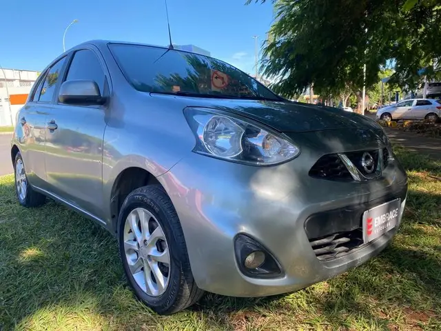Carro Nissan March 2018 1.0 12V S (Flex)