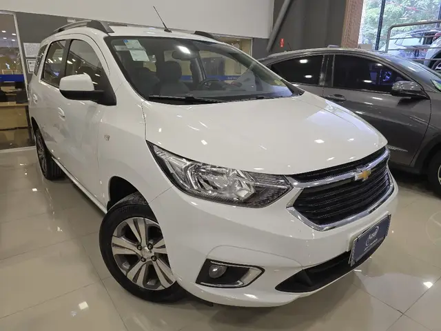 Carro Chevrolet Spin 2023 Premier 1.8 (Aut.)