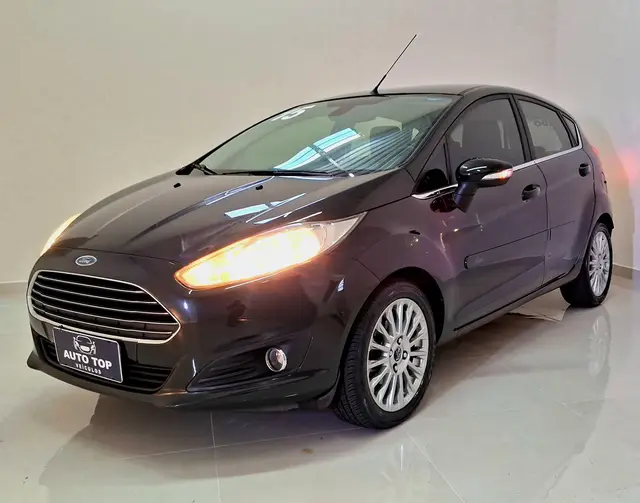 Carro Ford New Fiesta Hatch 2015 New Fiesta Titanium 1.6 16V PowerShift