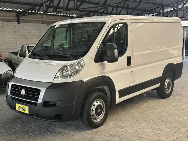 Carro Fiat Ducato 2019 2.3 TDI Cargo 8m³
