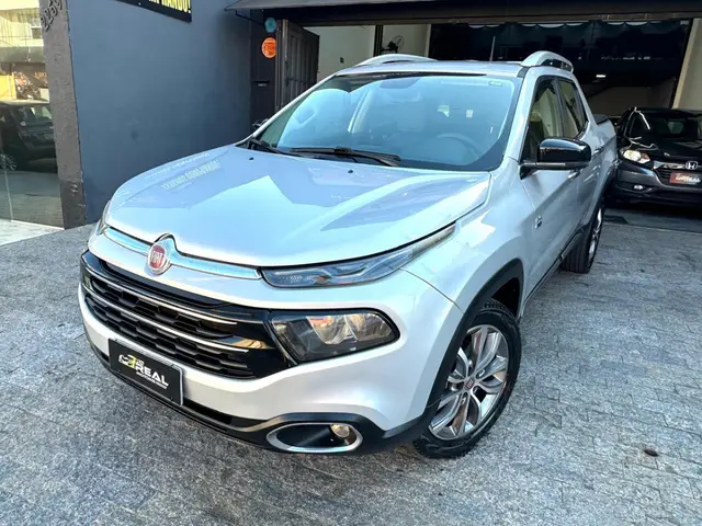 Carro Fiat Toro 2019 Volcano 2.0 diesel AT9 4x4