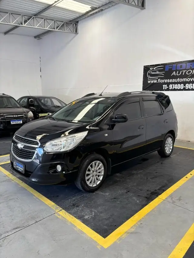 Carro Chevrolet Spin 2014 LT 5S 1.8 (Flex)