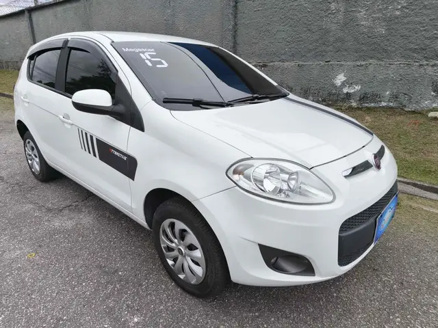 Carro Fiat Palio 2015 Attractive 1.4 Evo (Flex)