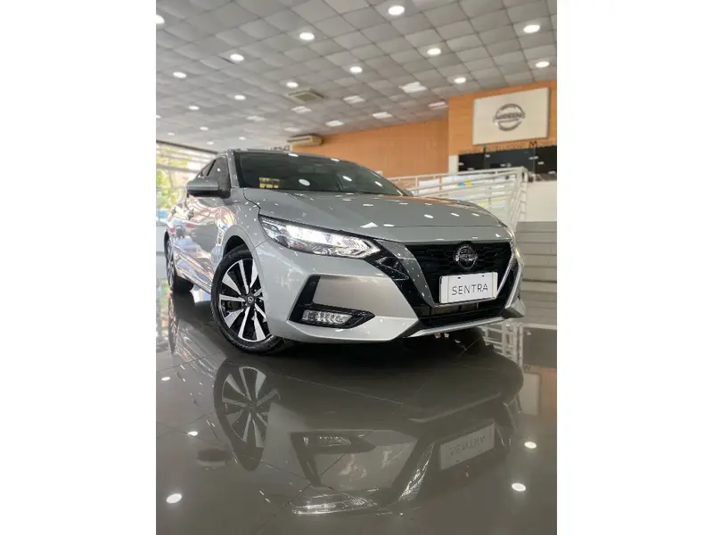 Nissan Exclusive 2.0 16V Aut.