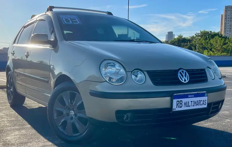 Volkswagen Hatch. Comfortline 1.6 8V
