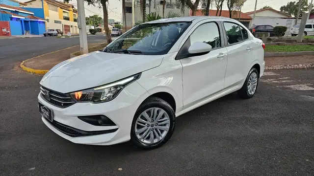 Carro Fiat Cronos 2024 Drive 1.0