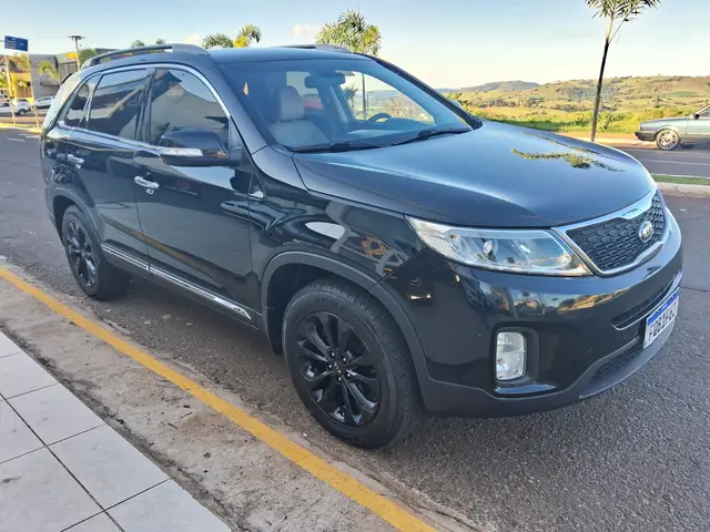 Carro Kia Sorento 2015 2.4 16V 4x2 (Aut)