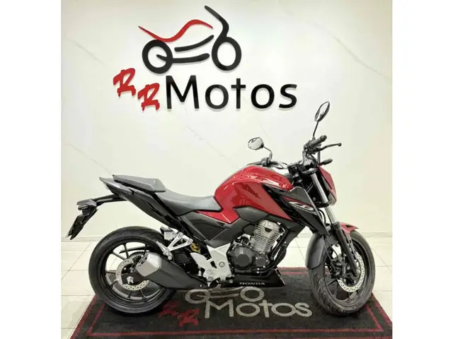 Carro Honda CB 300F Twister 2025 (CBS)