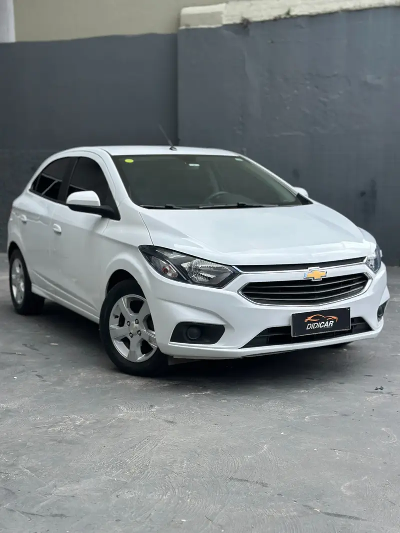Chevrolet Onix 1.4 LT SPE/4 (Aut)