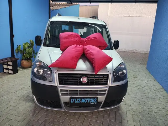 Carro Fiat Doblò Cargo 2021 1.8 E.torQ (Flex)