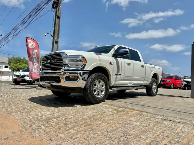 Carro RAM 2500 2022 Ram 2500 CD 6.7 4X4 Laramie
