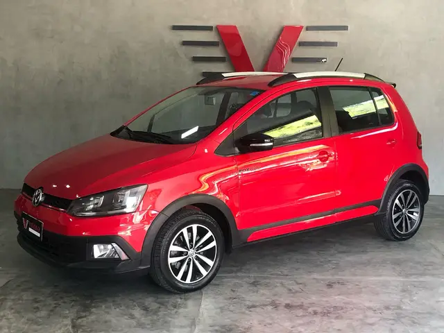 Carro Volkswagen Fox 2017 1.6 16v MSI Pepper (Flex)