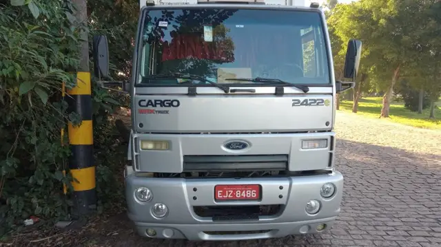 Carro Ford Cargo 2422 2011 Novo