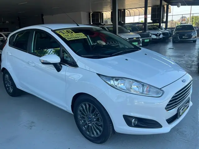 Carro Ford New Fiesta Hatch 2016 New Fiesta Titanium 1.6 16V
