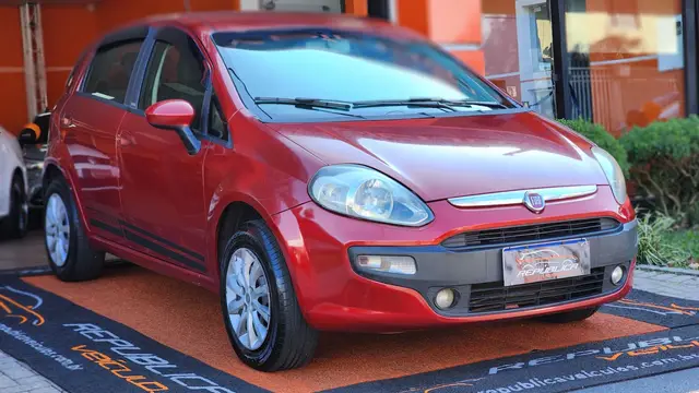 Carro Fiat Punto 2014 Attractive 1.4 (Flex)