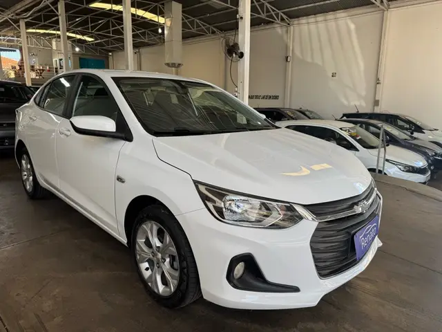 Carro Chevrolet Onix Plus 2023 LTZ 1.0 Turbo (Aut.)