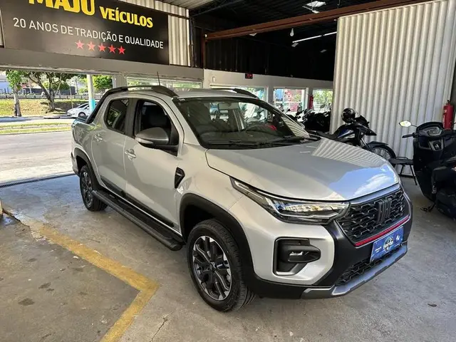 Carro Fiat Strada 2025 Ultra 1.0 Turbo