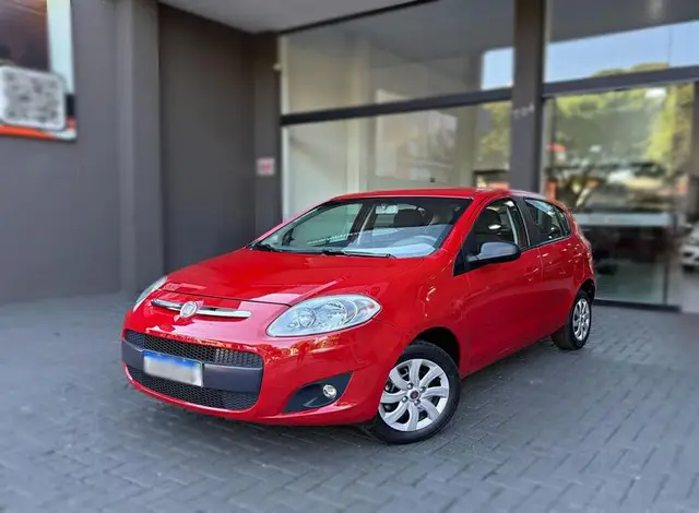 Carro Fiat Palio 2014 Attractive 1.0 8V (Flex)