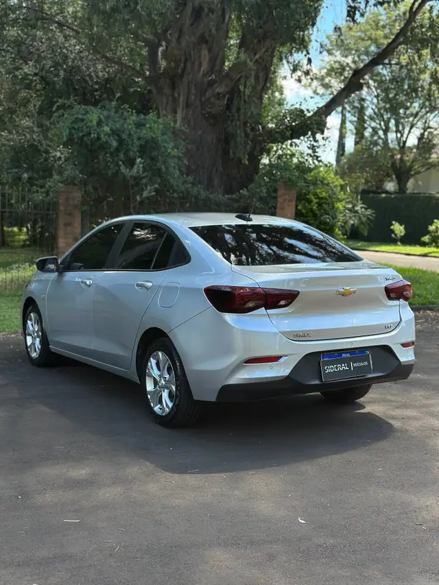 Carro Chevrolet Onix Plus 2023 LTZ 1.0 Turbo (Aut.)
