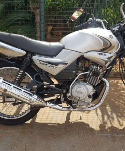 YBR 125 Ybr 125 E