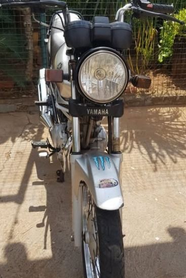 YBR 125 Ybr 125 E