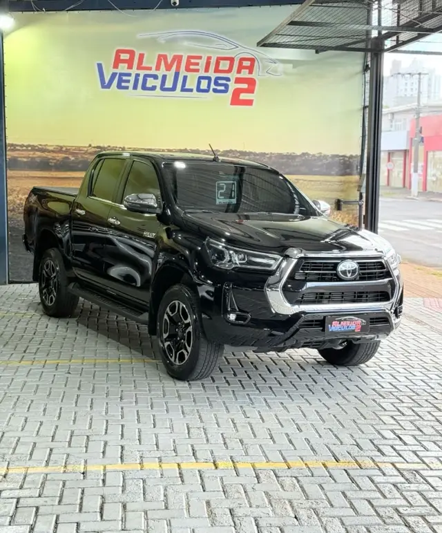 Carro Toyota Hilux Cabine Dupla 2021 SRX 2.8 TDI CD 4x4 (Aut)