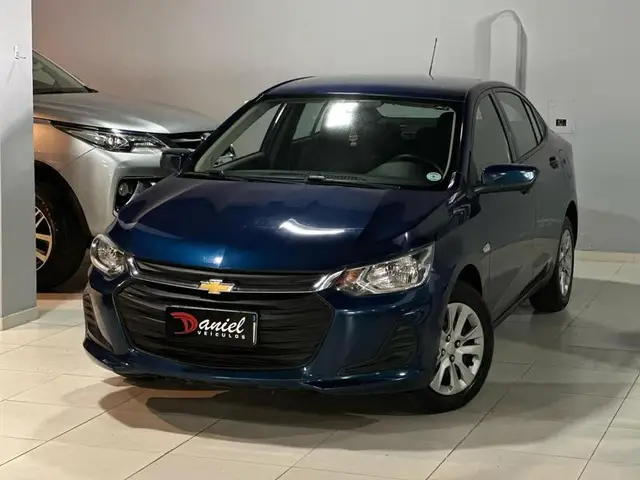 Carro Chevrolet Onix Plus 2022 1.0 LT (Flex)