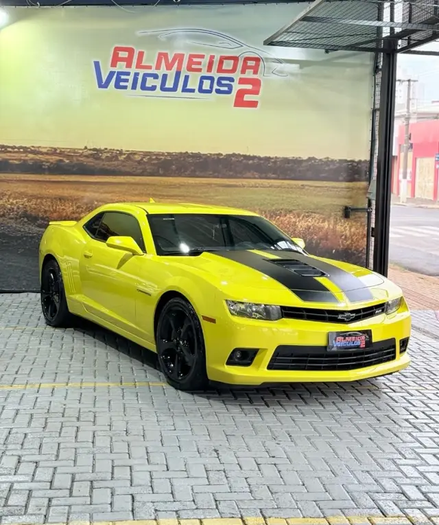 Carro Chevrolet Camaro 2014 SS 6.2