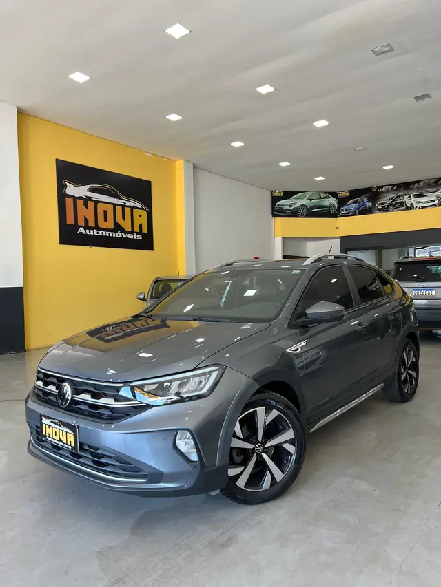 Carro Volkswagen Nivus 2023 Highline 200 TSI