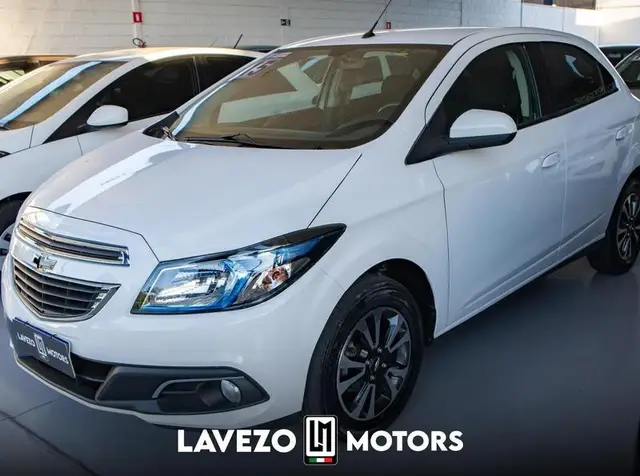 Carro Chevrolet Onix 2015 1.4 LTZ SPE/4 (Aut)