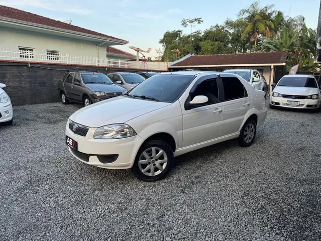 Carro Fiat Siena 2014 EL 1.0 8V (Flex)