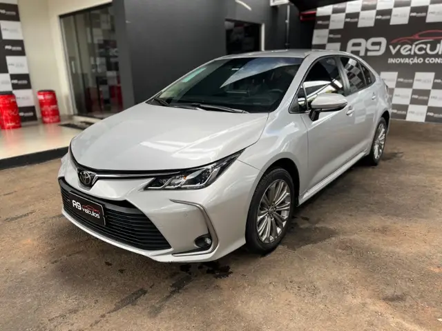 Carro Toyota Corolla 2023 XEi 2.0 Flex
