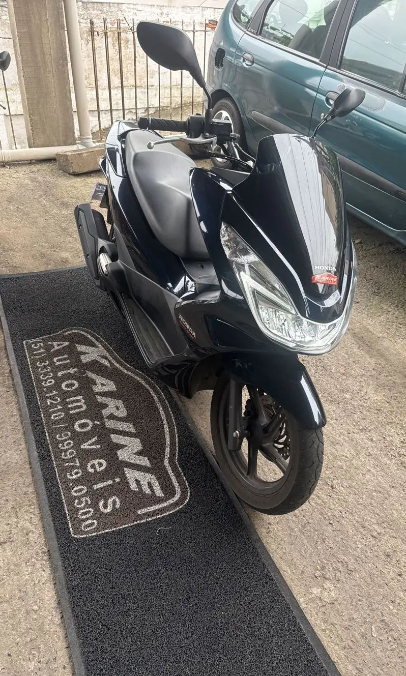 Honda PCX 150 DLX