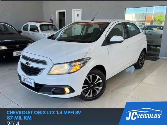 Carro Chevrolet Onix 2014 1.4 LTZ SPE/4