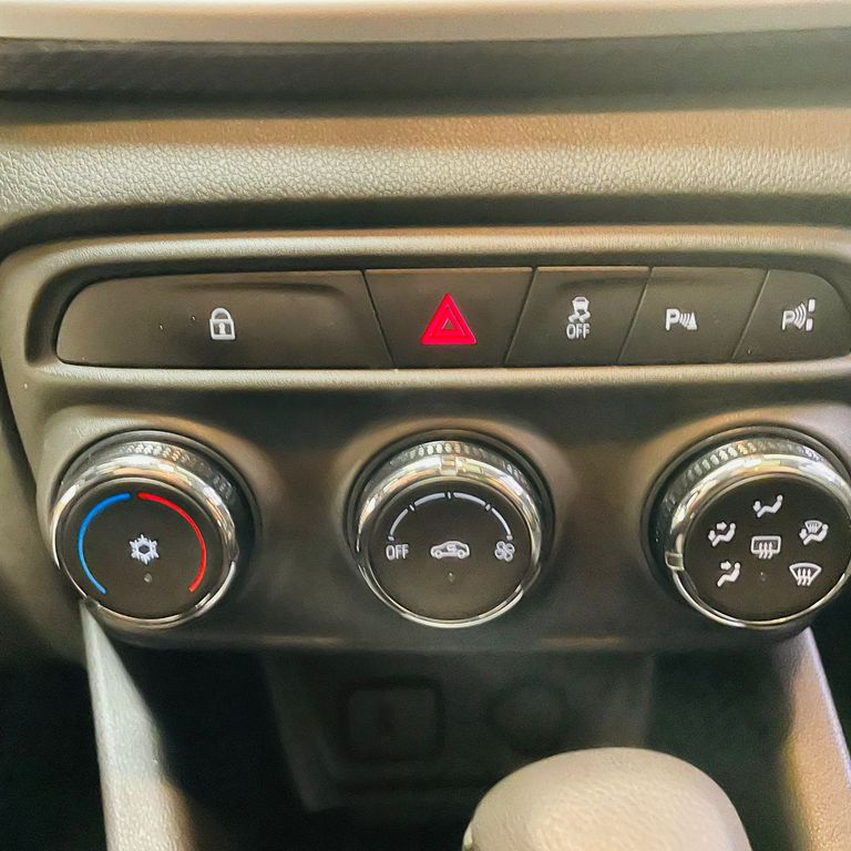 Tracker Premier 1.2 Turbo (Aut.)