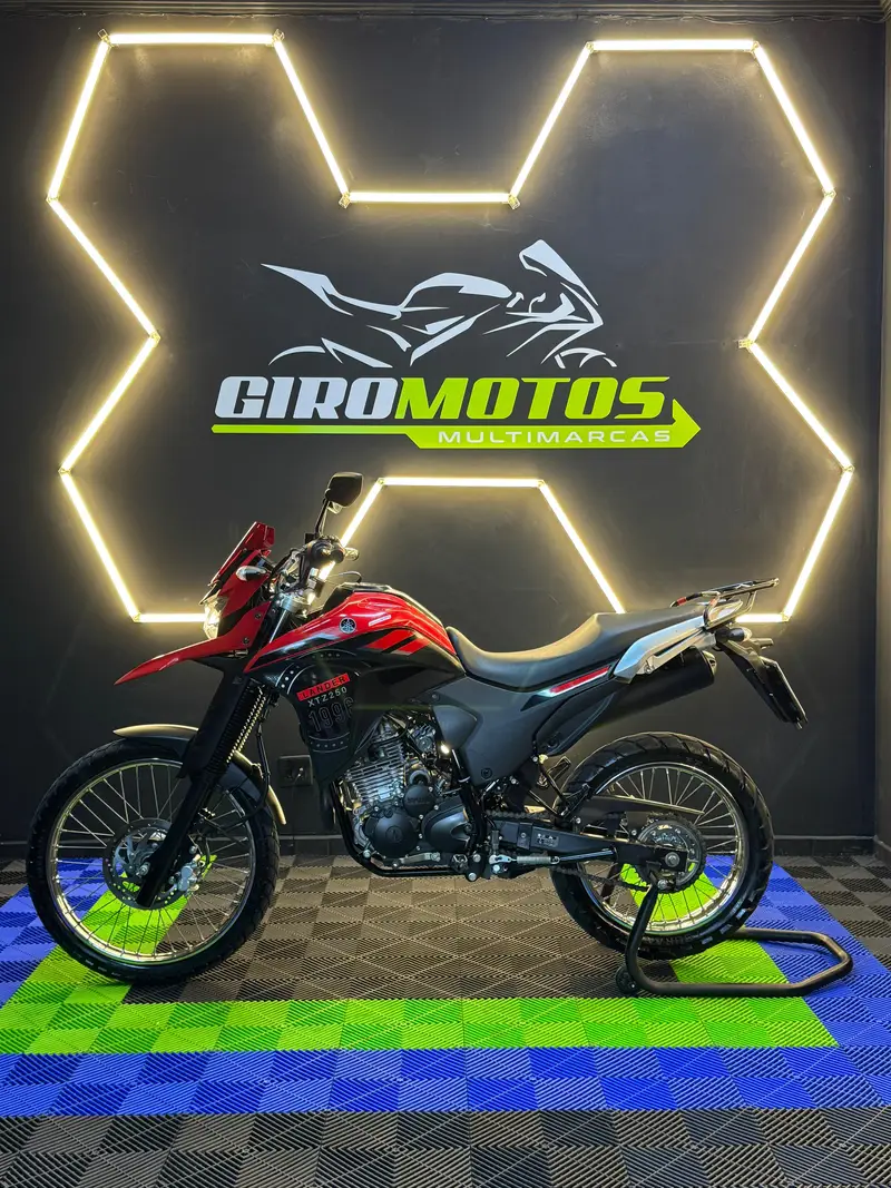 Yamaha XTZ 250 Lander ABS