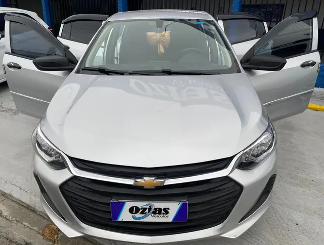 Carro Chevrolet Onix 2020 1.0 (Flex)